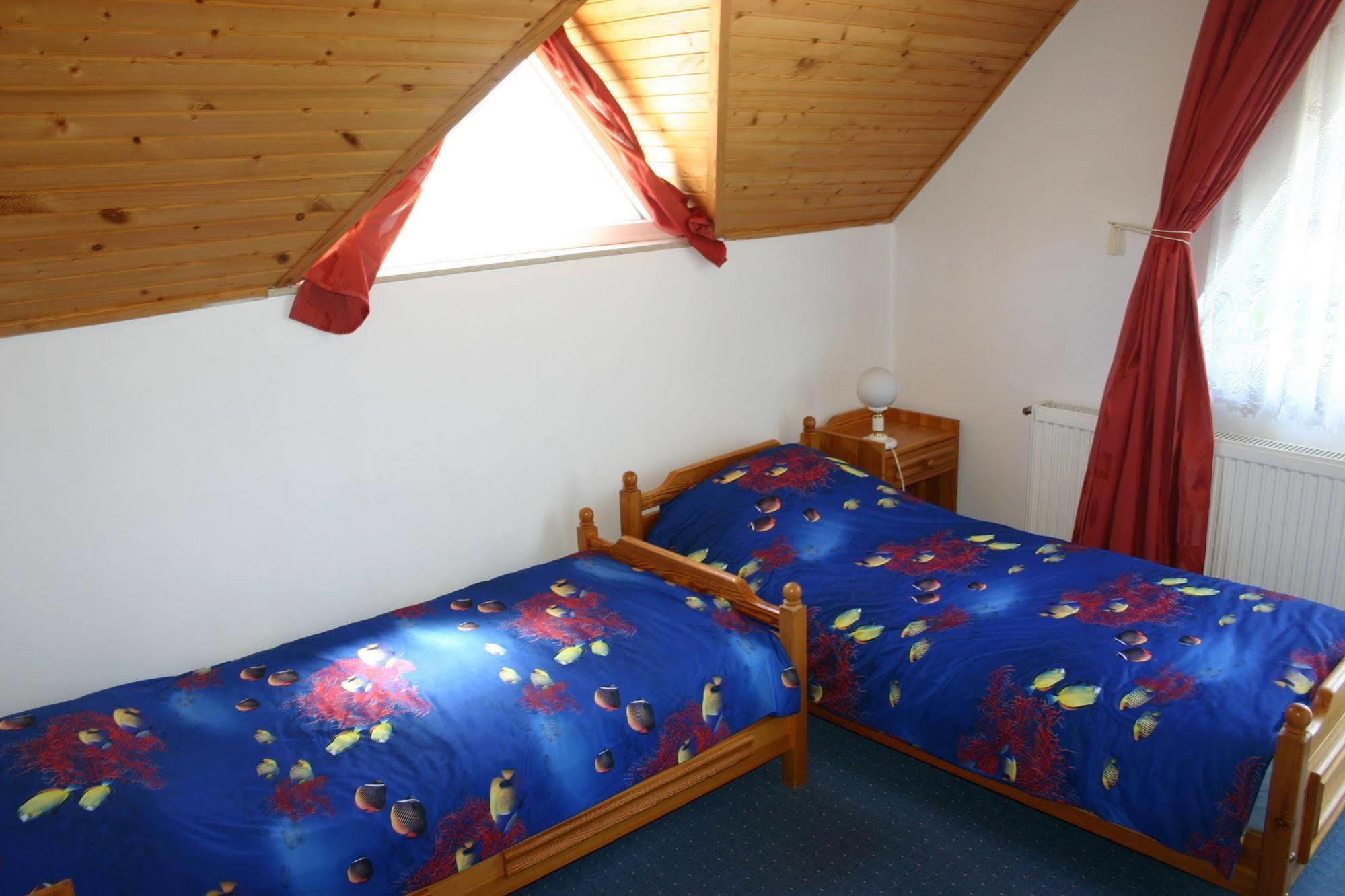 Lorelei Pension Adults Only Gyenesdiás Екстериор снимка