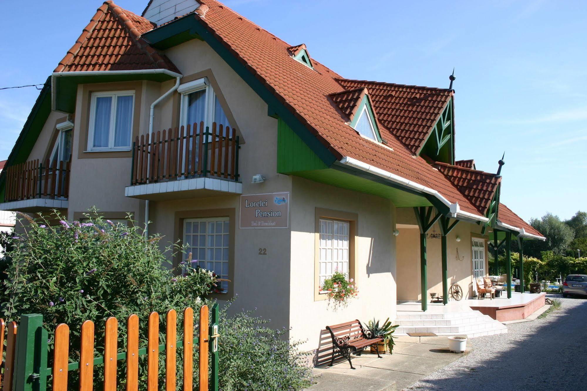 Lorelei Pension Adults Only Gyenesdiás Екстериор снимка